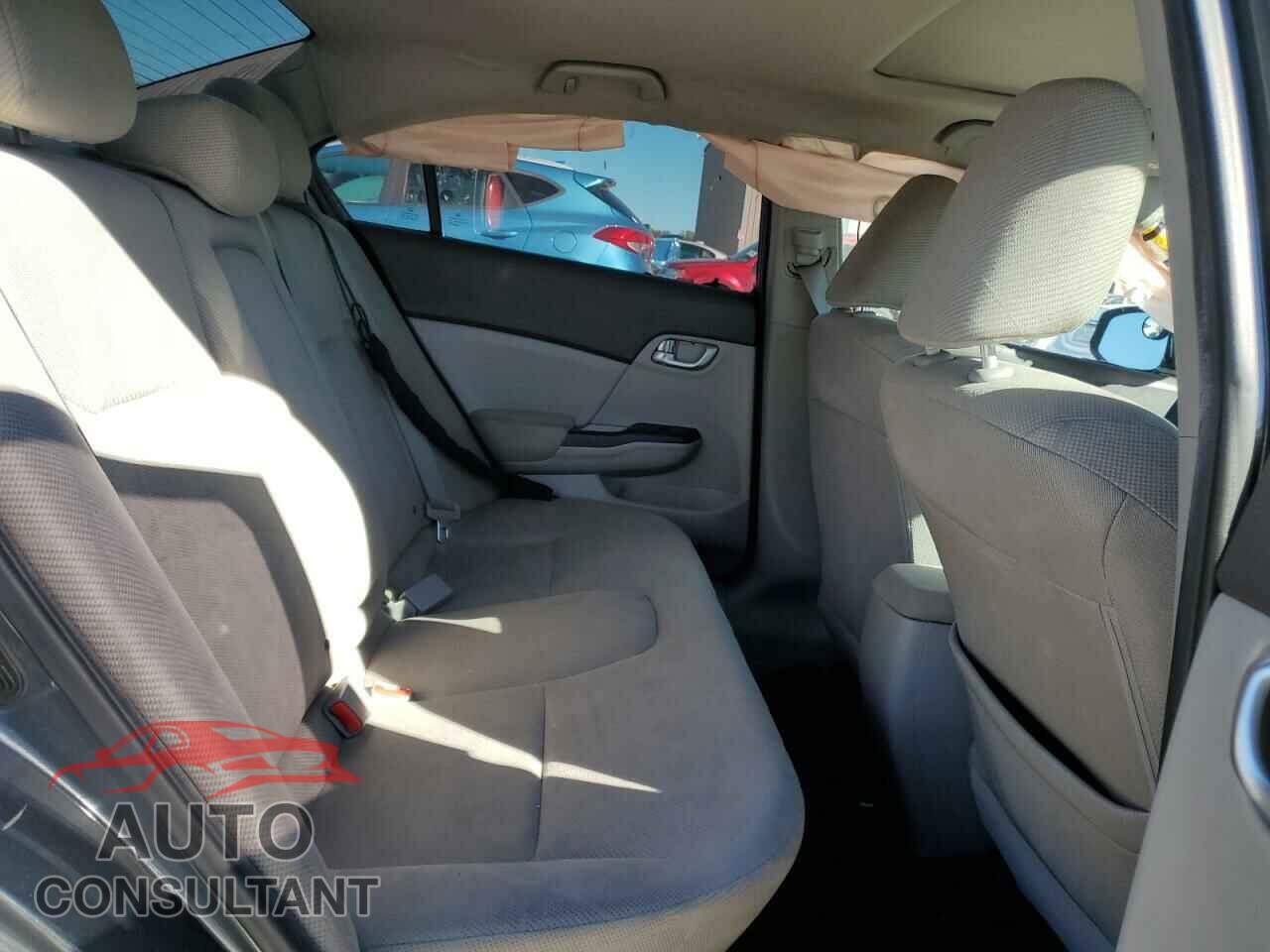 HONDA CIVIC 2012 - 2HGFB2F86CH547305
