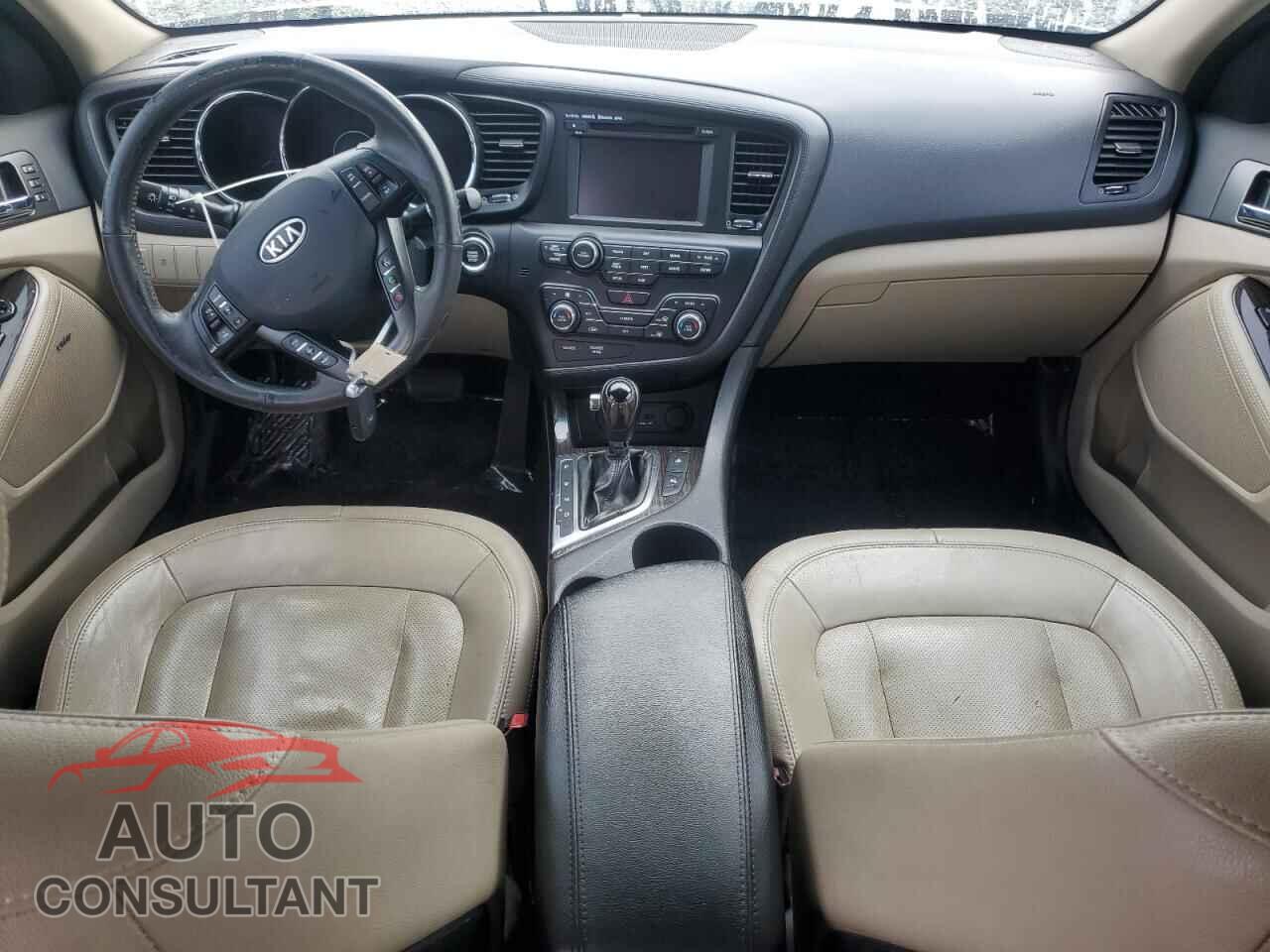 KIA OPTIMA 2011 - KNAGN4A75B5055873