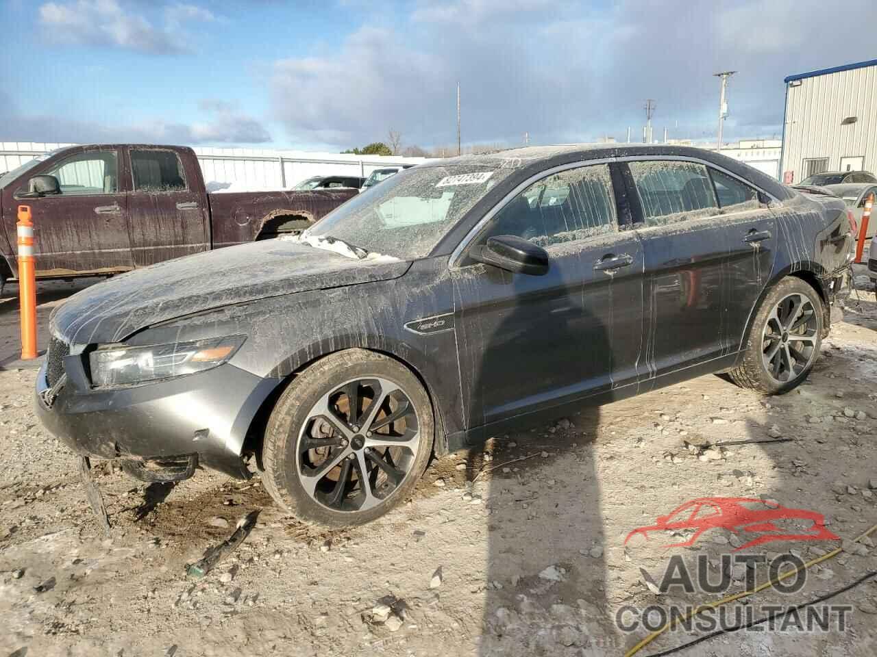 FORD TAURUS 2015 - 1FAHP2KTXFG128656