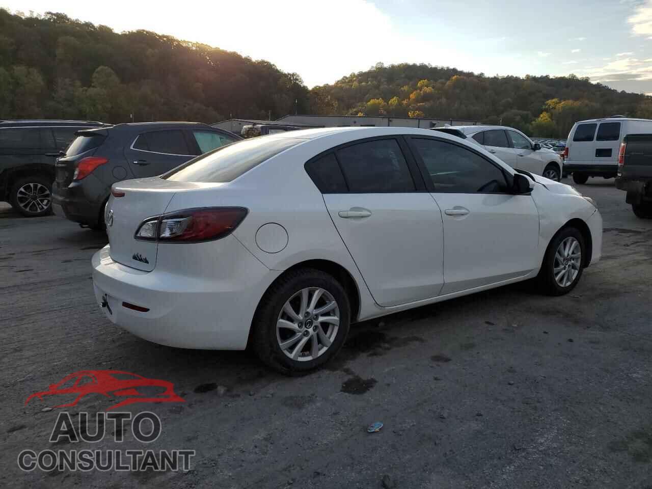 MAZDA 3 2013 - JM1BL1TG1D1759111