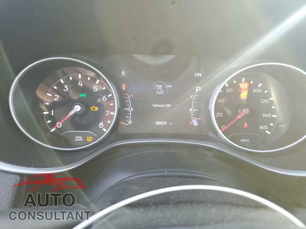 JEEP COMPASS 2020 - 3C4NJDAB8LT240429