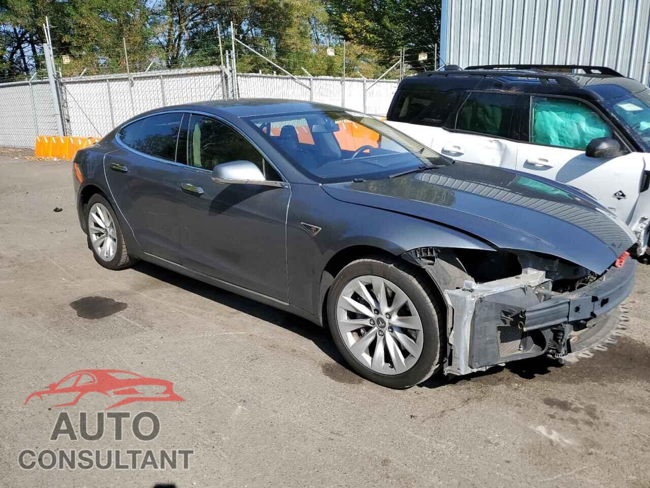 TESLA MODEL S 2012 - 5YJSA1DP3CFP03004