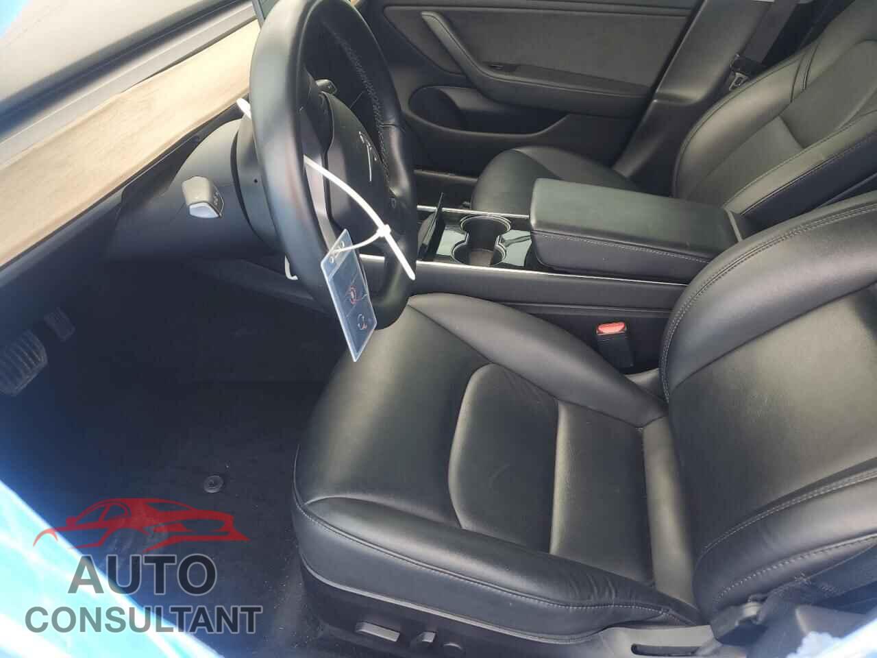 TESLA MODEL 3 2018 - 5YJ3E1EB0JF178556