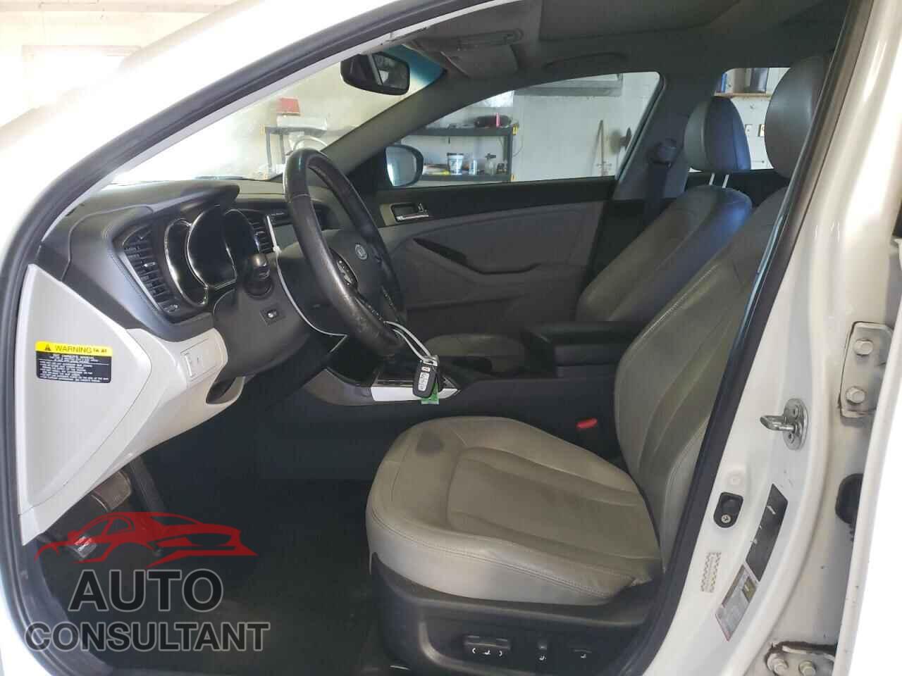 KIA OPTIMA 2011 - KNAGN4A62B5143934