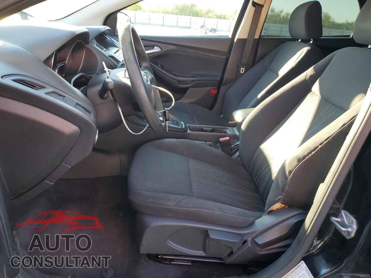 FORD FOCUS 2016 - 1FADP3F29GL383829