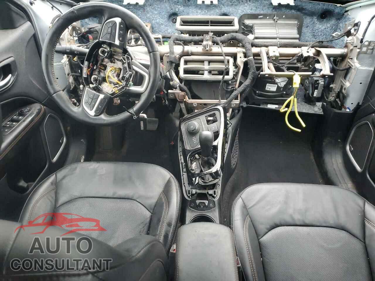 JEEP COMPASS 2021 - 3C4NJDCB8MT583207