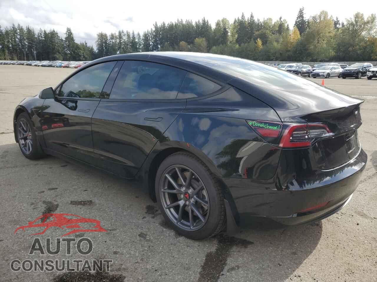 TESLA MODEL 3 2021 - 5YJ3E1EAXMF875129