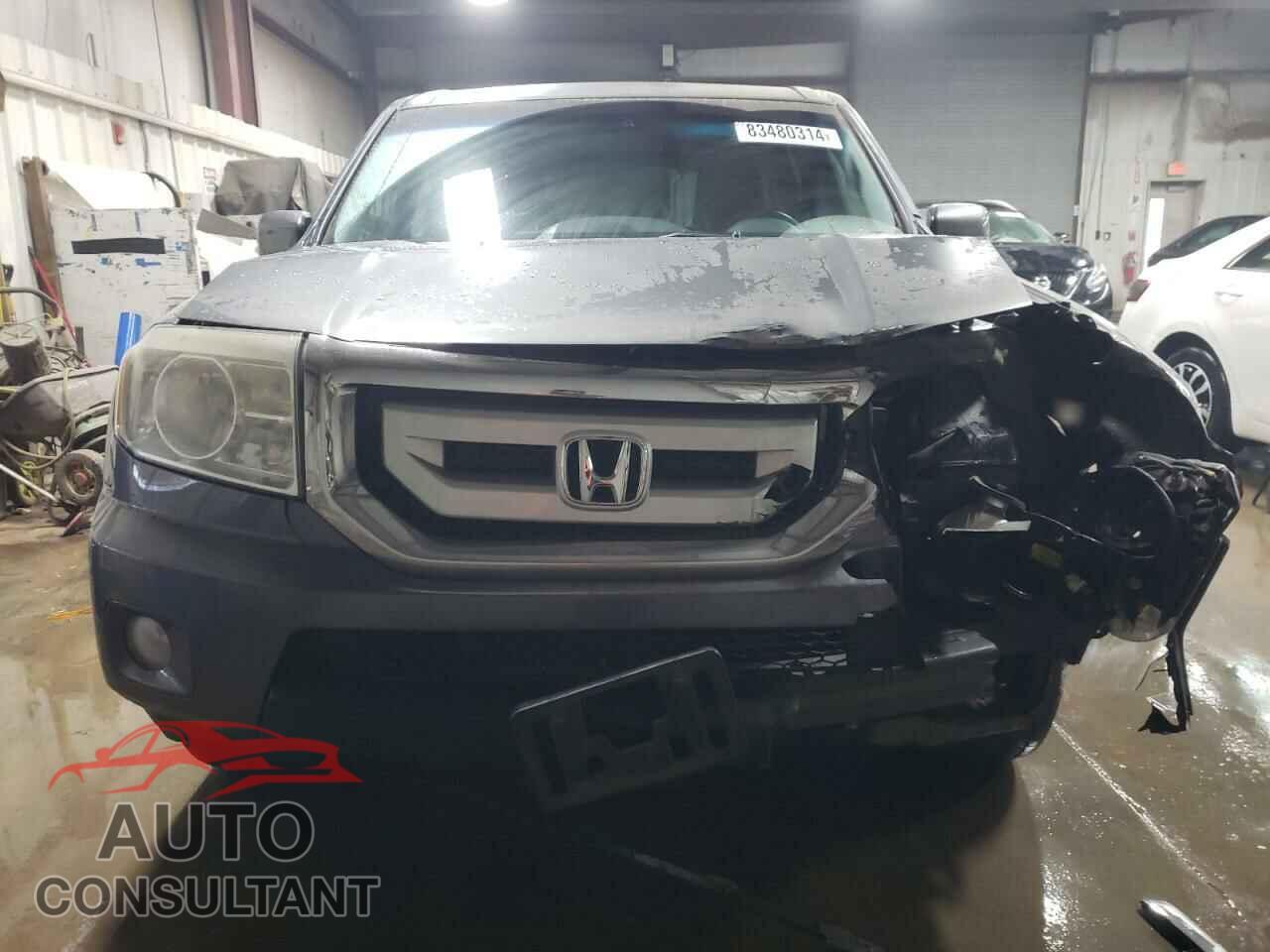 HONDA PILOT 2011 - 5FNYF4H76BB021854