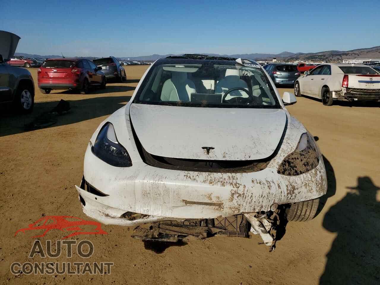 TESLA MODEL 3 2022 - 5YJ3E1EA5NF374232