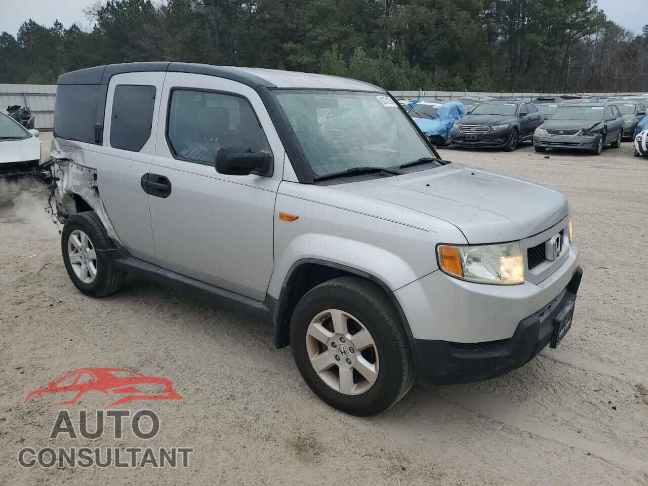HONDA ELEMENT 2011 - 5J6YH1H76BL000759