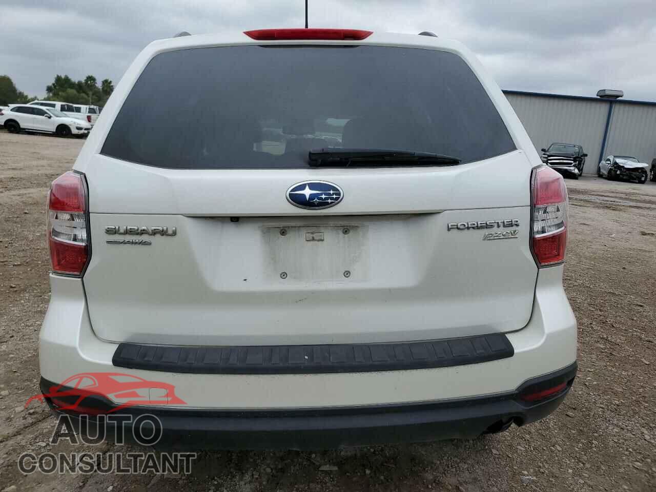 SUBARU FORESTER 2015 - JF2SJADC7FH548332
