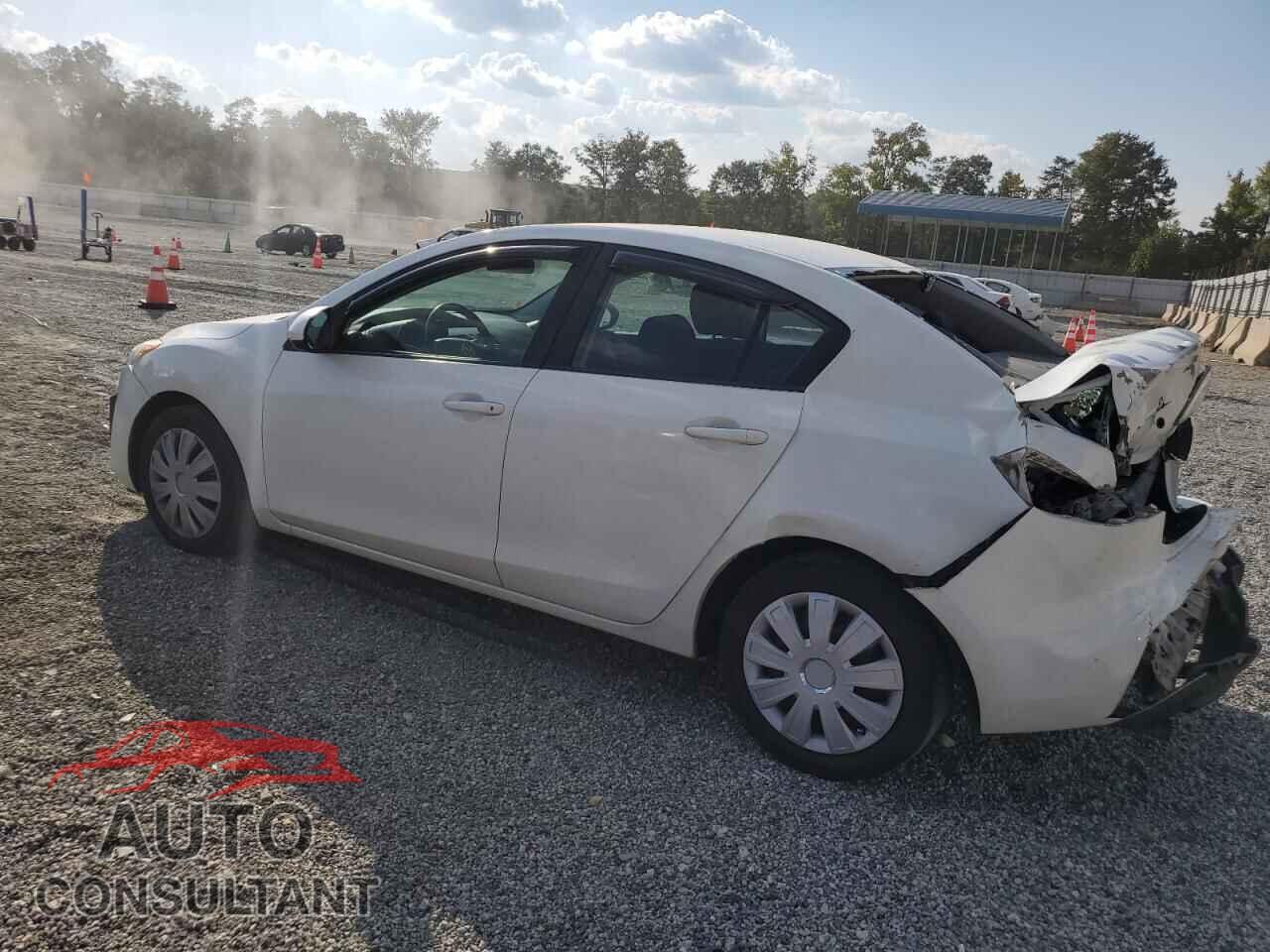MAZDA 3 2011 - JM1BL1UG2B1464756