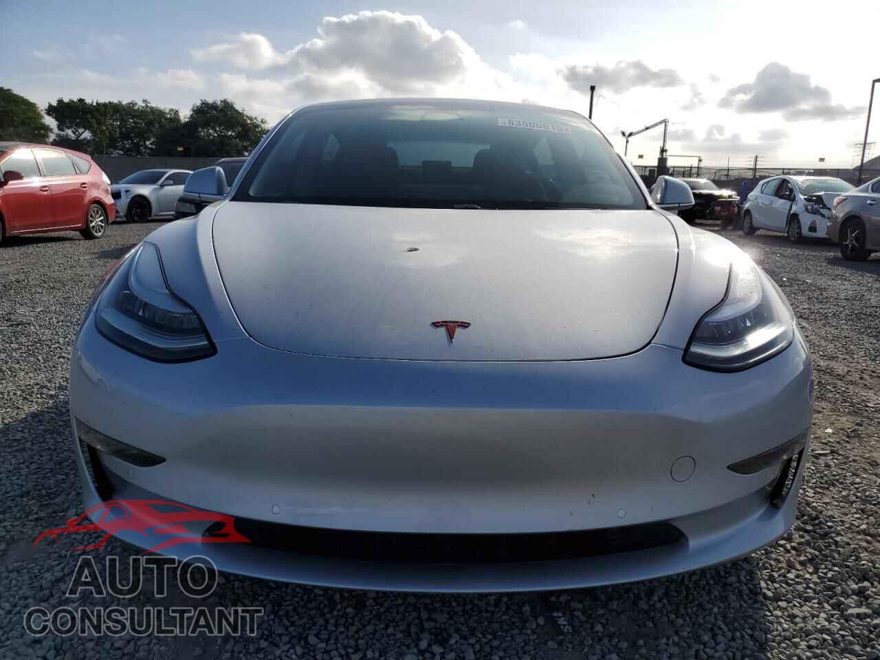 TESLA MODEL 3 2019 - 5YJ3E1EB5KF231026