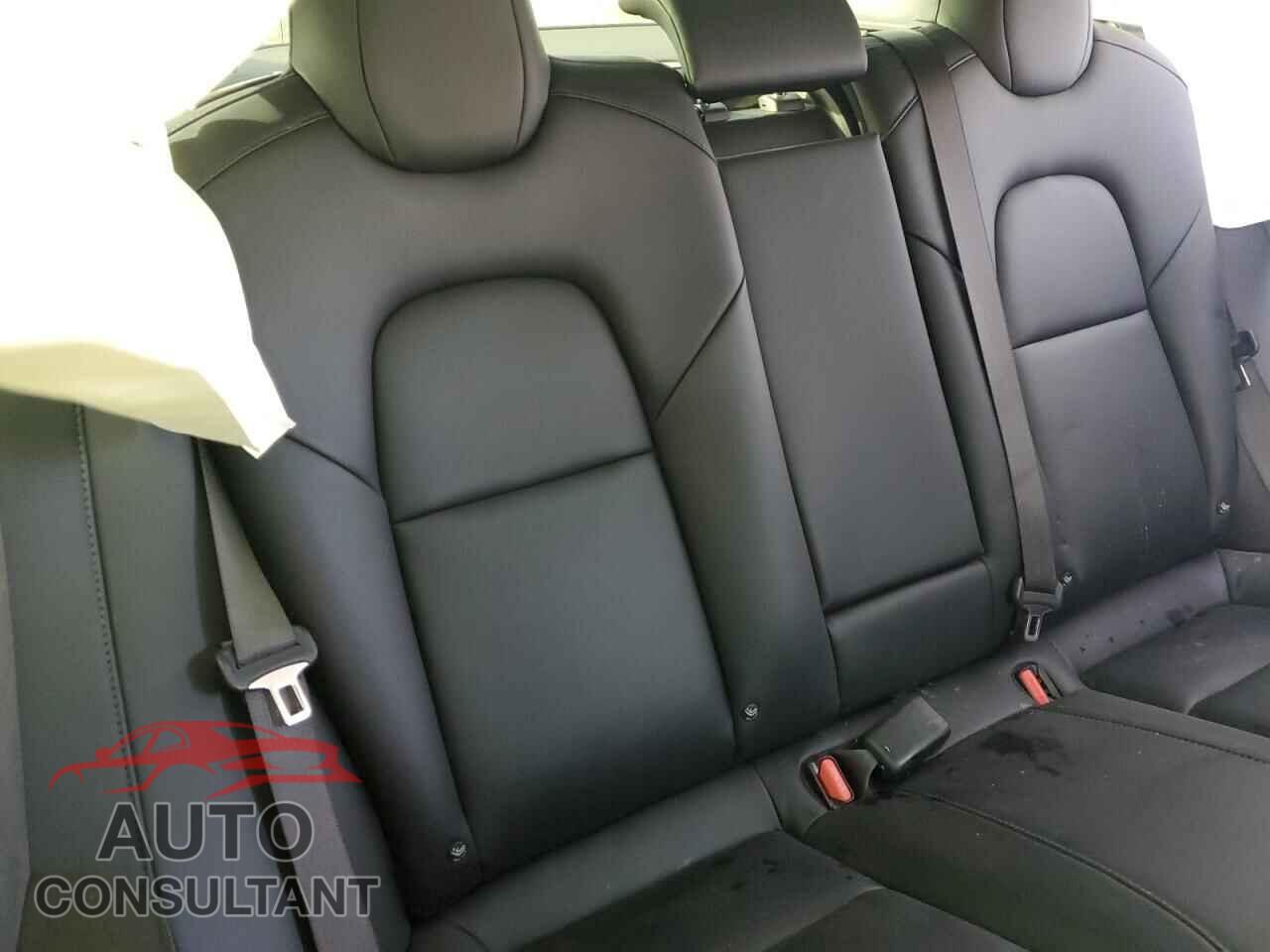 TESLA MODEL 3 2018 - 5YJ3E1EB6JF091440