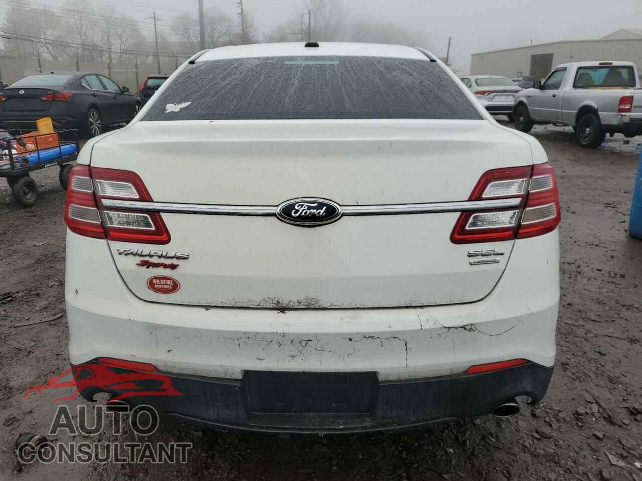 FORD TAURUS 2013 - 1FAHP2E93DG204375