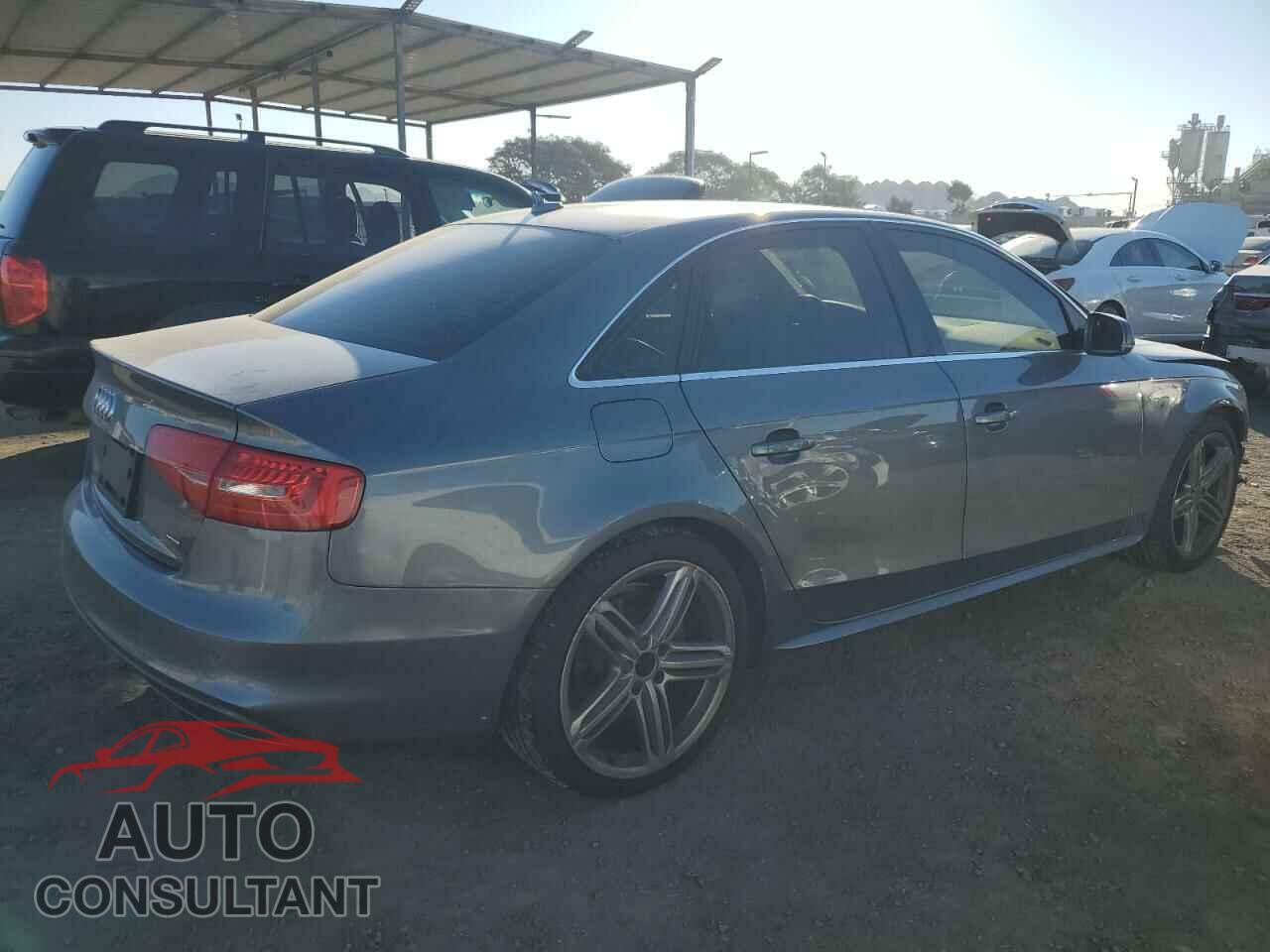 AUDI A4 2013 - WAUKFAFL6DN020984