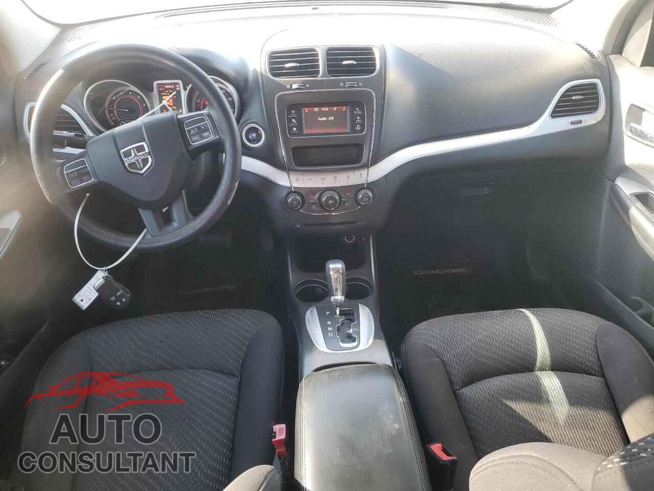 DODGE JOURNEY 2015 - 3C4PDCBB7FT586954