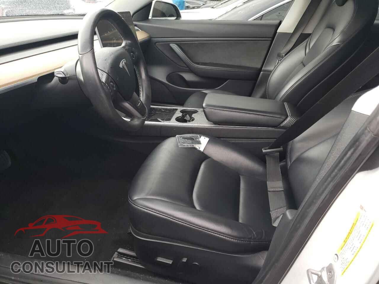 TESLA MODEL 3 2019 - 5YJ3E1EB6KF388001