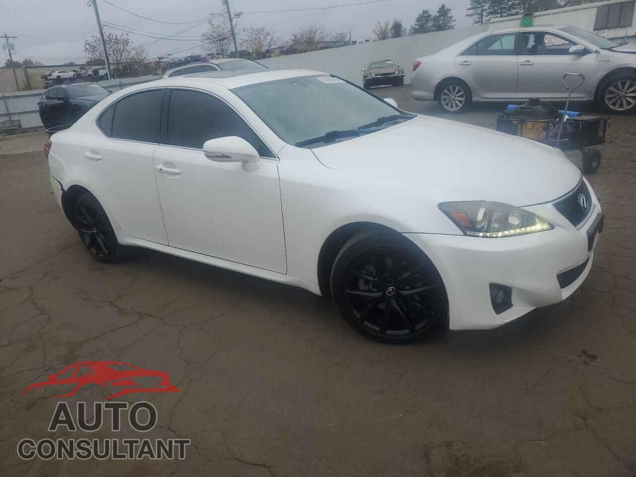 LEXUS IS 2013 - JTHCF5C2XD5062454