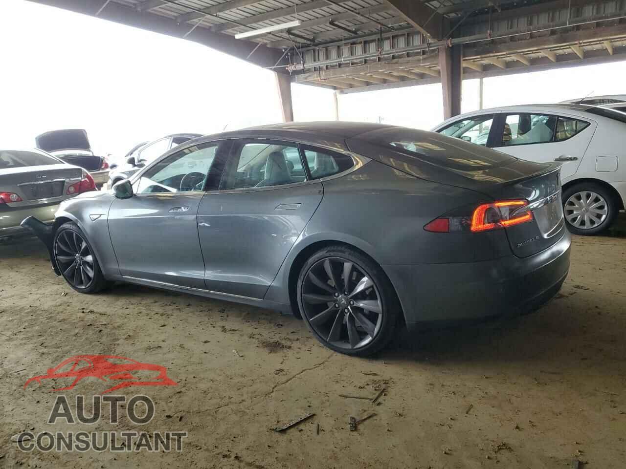 TESLA MODEL S 2013 - 5YJSA1CP7DFP21363