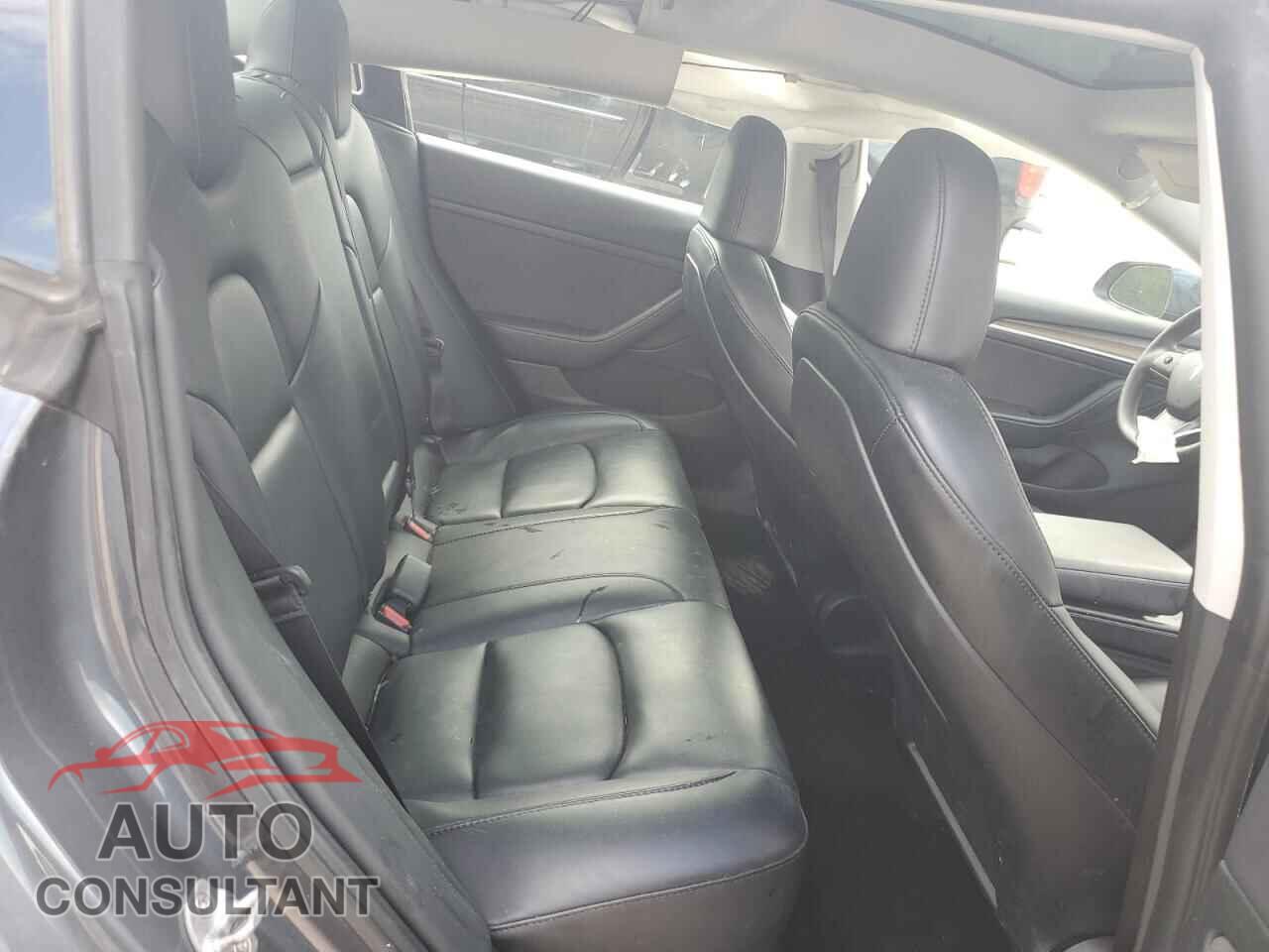 TESLA MODEL 3 2023 - 5YJ3E1EC2PF495594