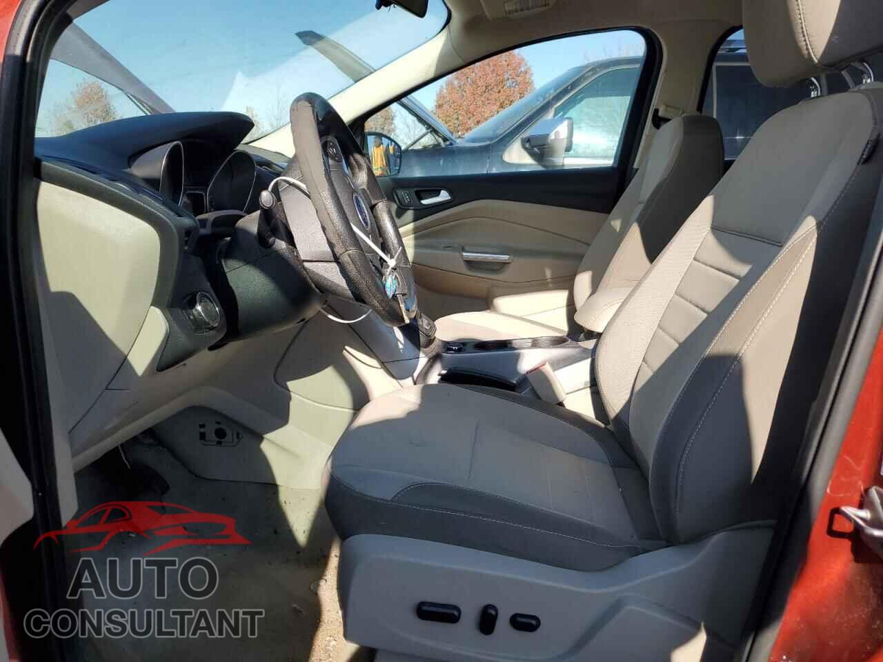 FORD ESCAPE 2014 - 1FMCU0GX4EUC93577