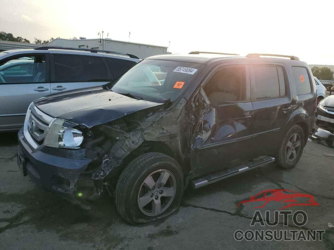 HONDA PILOT 2011 - 5FNYF4H48BB022865