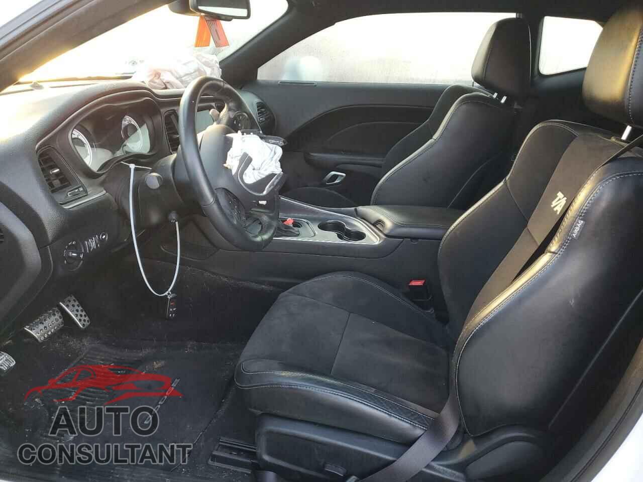 DODGE CHALLENGER 2017 - 2C3CDZFJ2HH613237