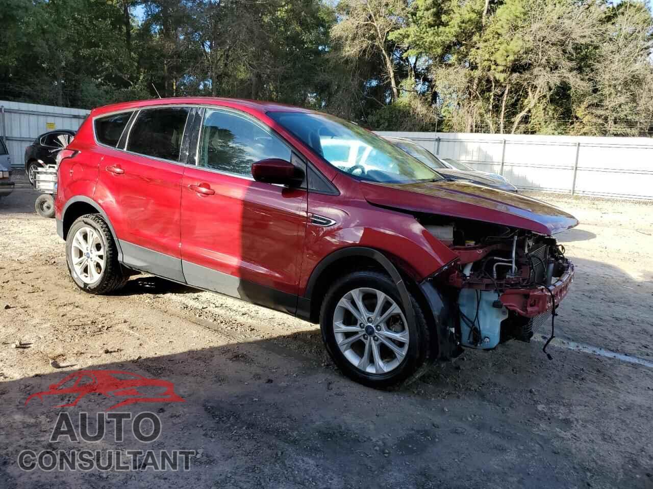 FORD ESCAPE 2017 - 1FMCU9G96HUD06243