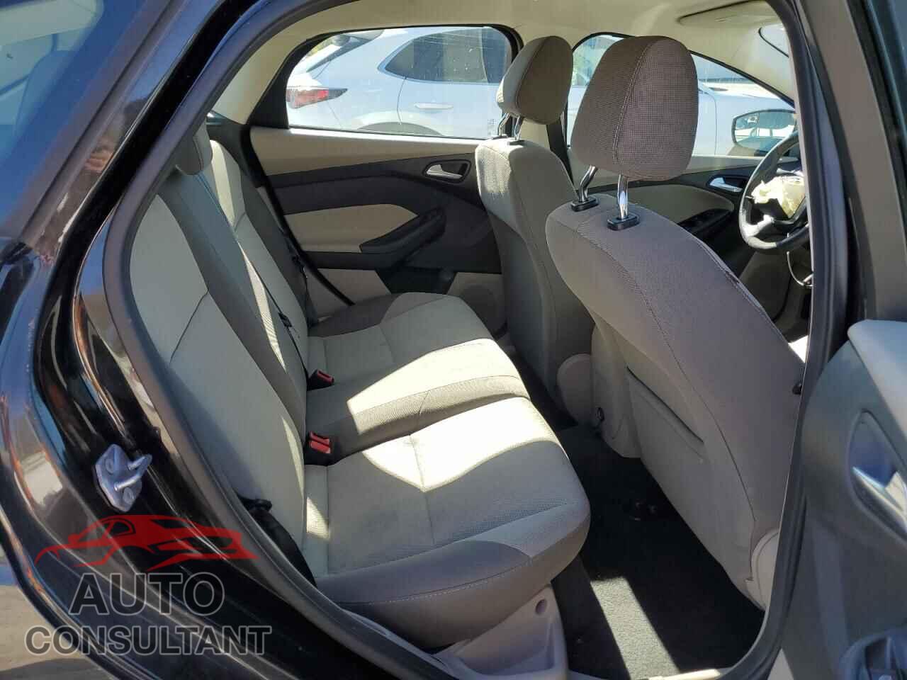 FORD FOCUS 2012 - 1FAHP3K29CL299429