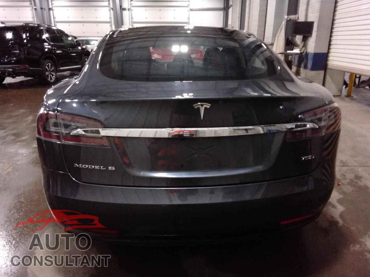 TESLA MODEL S 2016 - 5YJSA1E2XGF157875