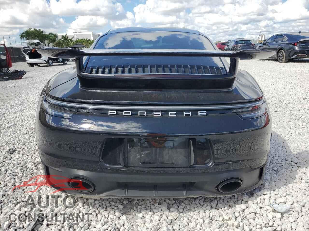 PORSCHE 911 2024 - WP0AA2A99RS208633