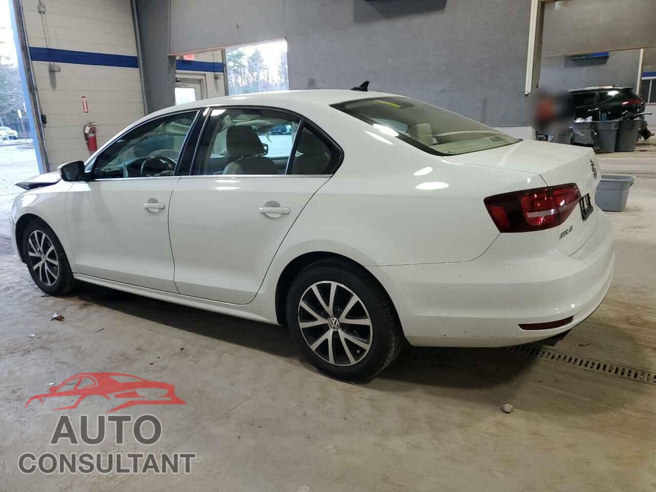 VOLKSWAGEN JETTA 2017 - 3VWDB7AJ9HM276081