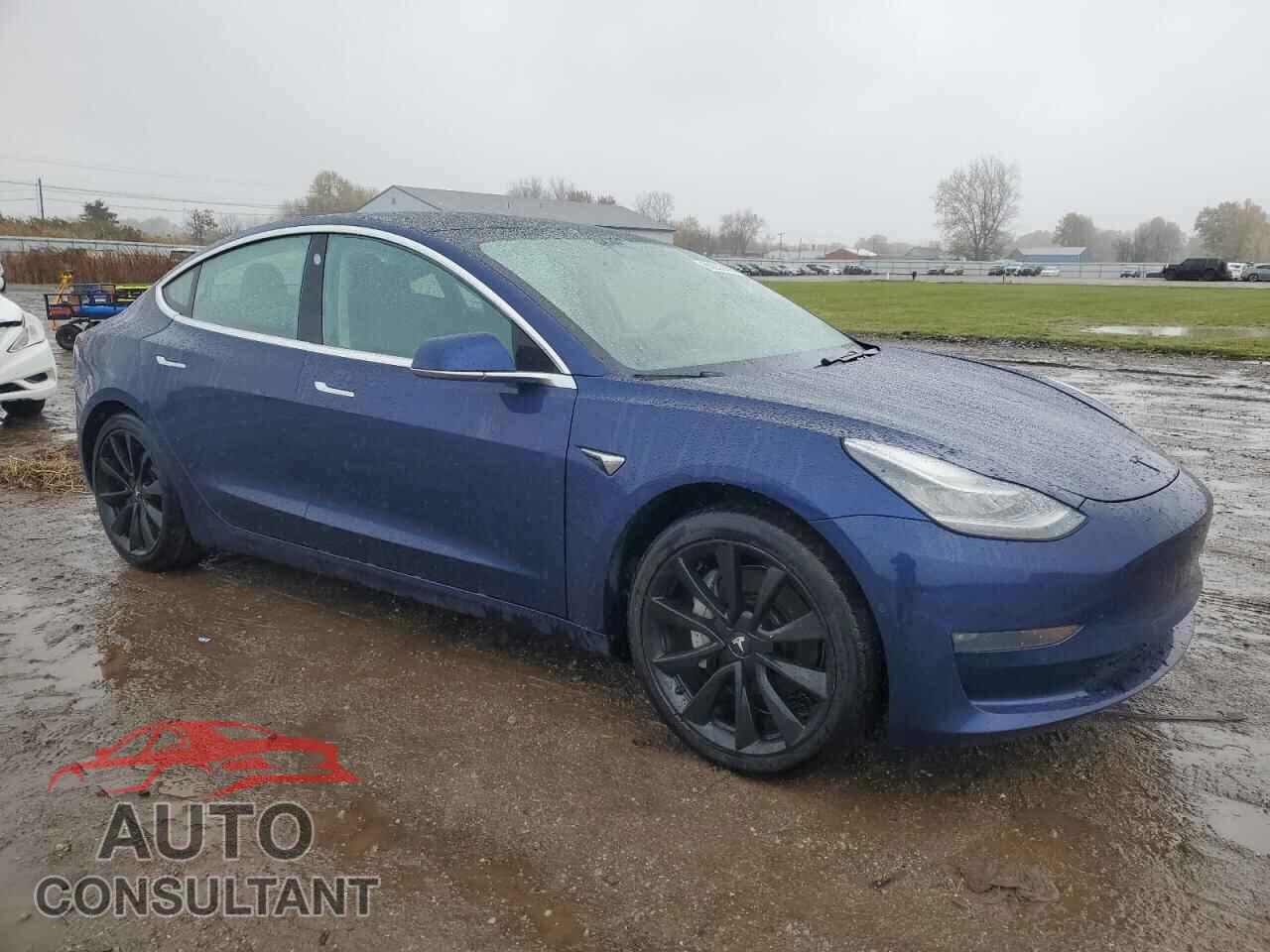 TESLA MODEL 3 2018 - 5YJ3E1EA5JF076421