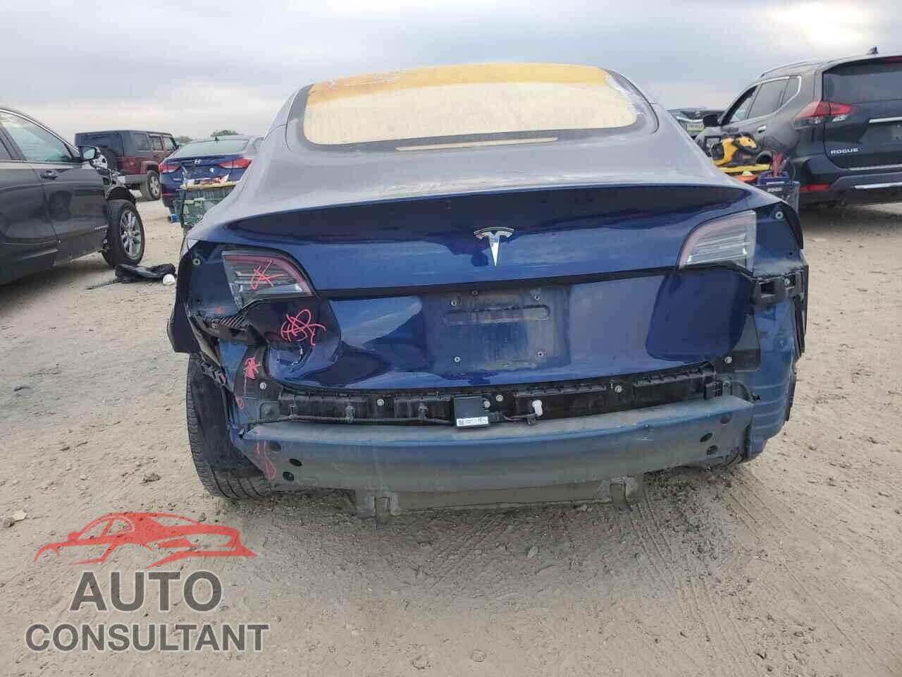 TESLA MODEL 3 2018 - 5YJ3E1EA9JF059881