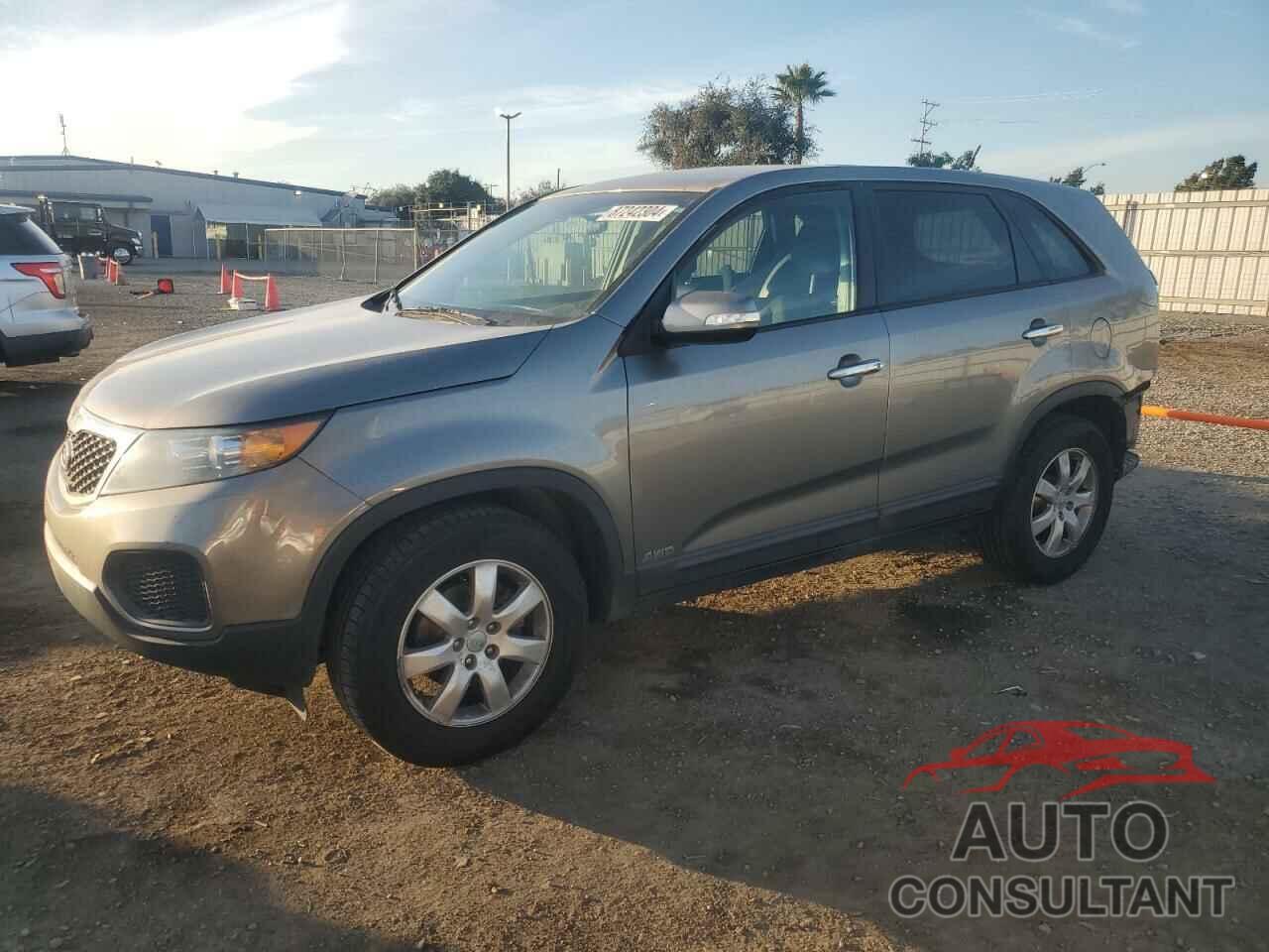 KIA SORENTO 2012 - 5XYKTCA62CG255185