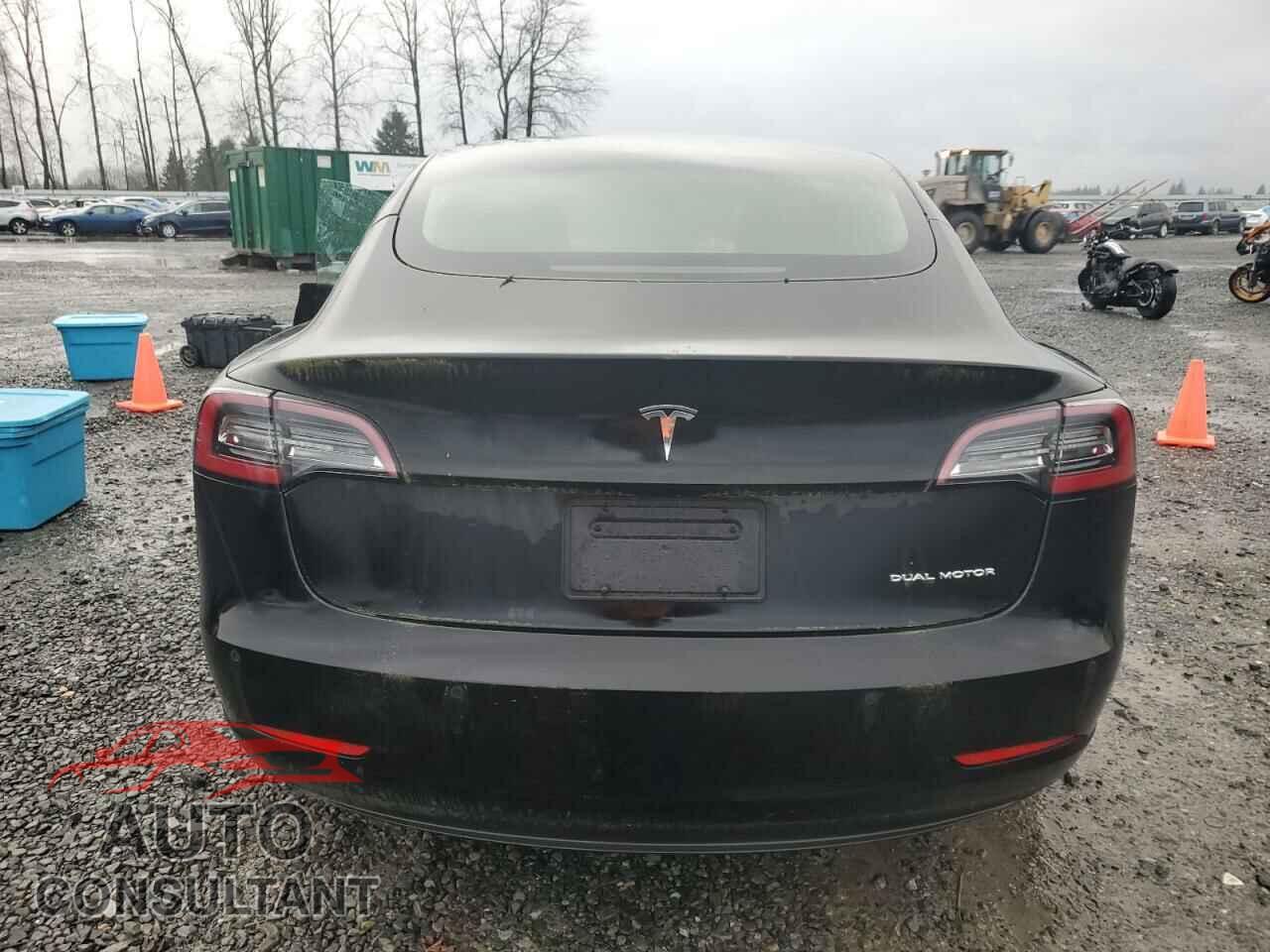 TESLA MODEL 3 2021 - 5YJ3E1EB8MF101020