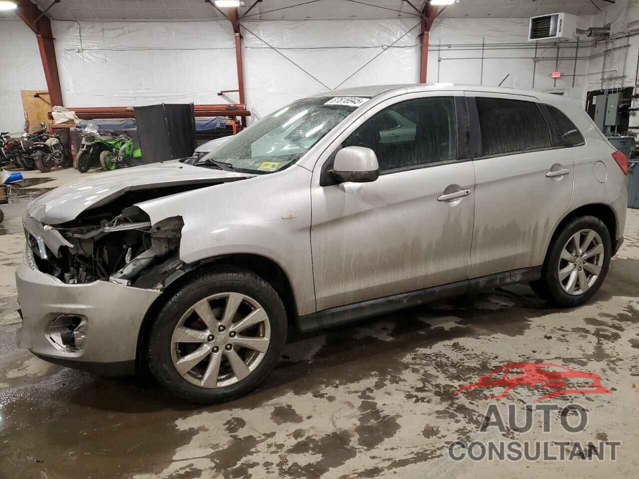 MITSUBISHI OUTLANDER 2015 - 4A4AR3AUXFE021021