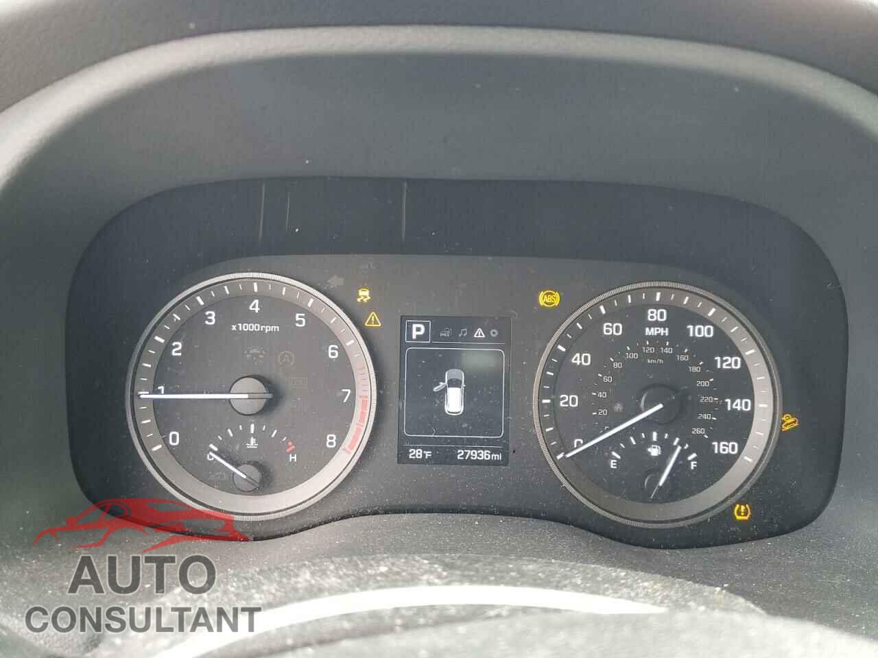 HYUNDAI TUCSON 2018 - KM8J3CA45JU736176