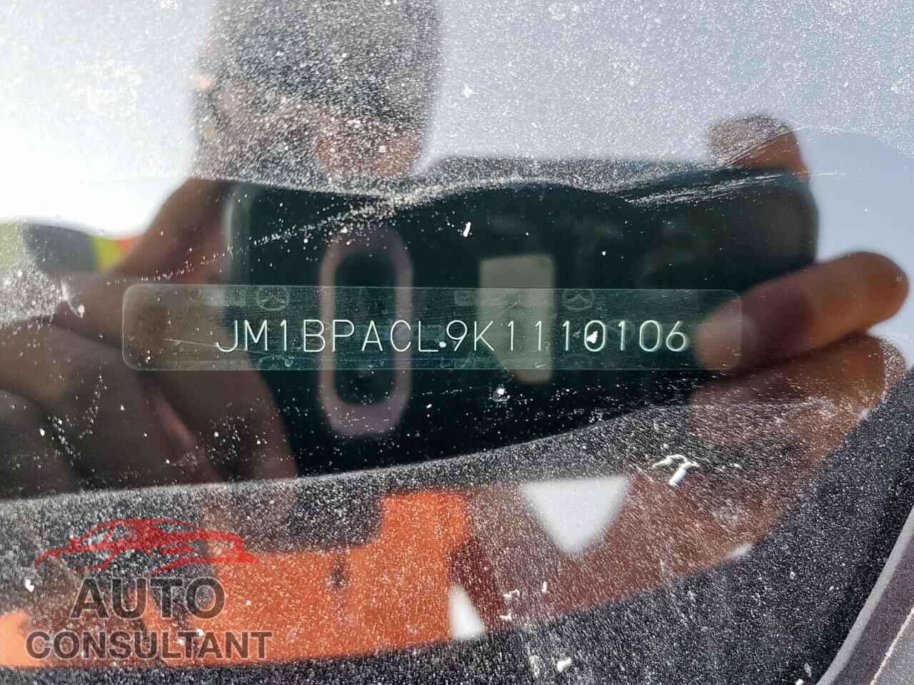 MAZDA 3 2019 - JM1BPACL9K1110106