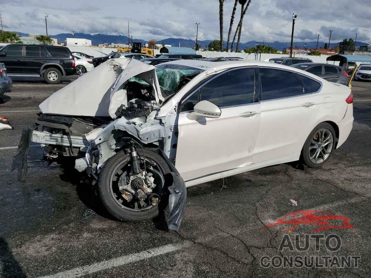 FORD FUSION 2020 - 3FA6P0RU0LR113095