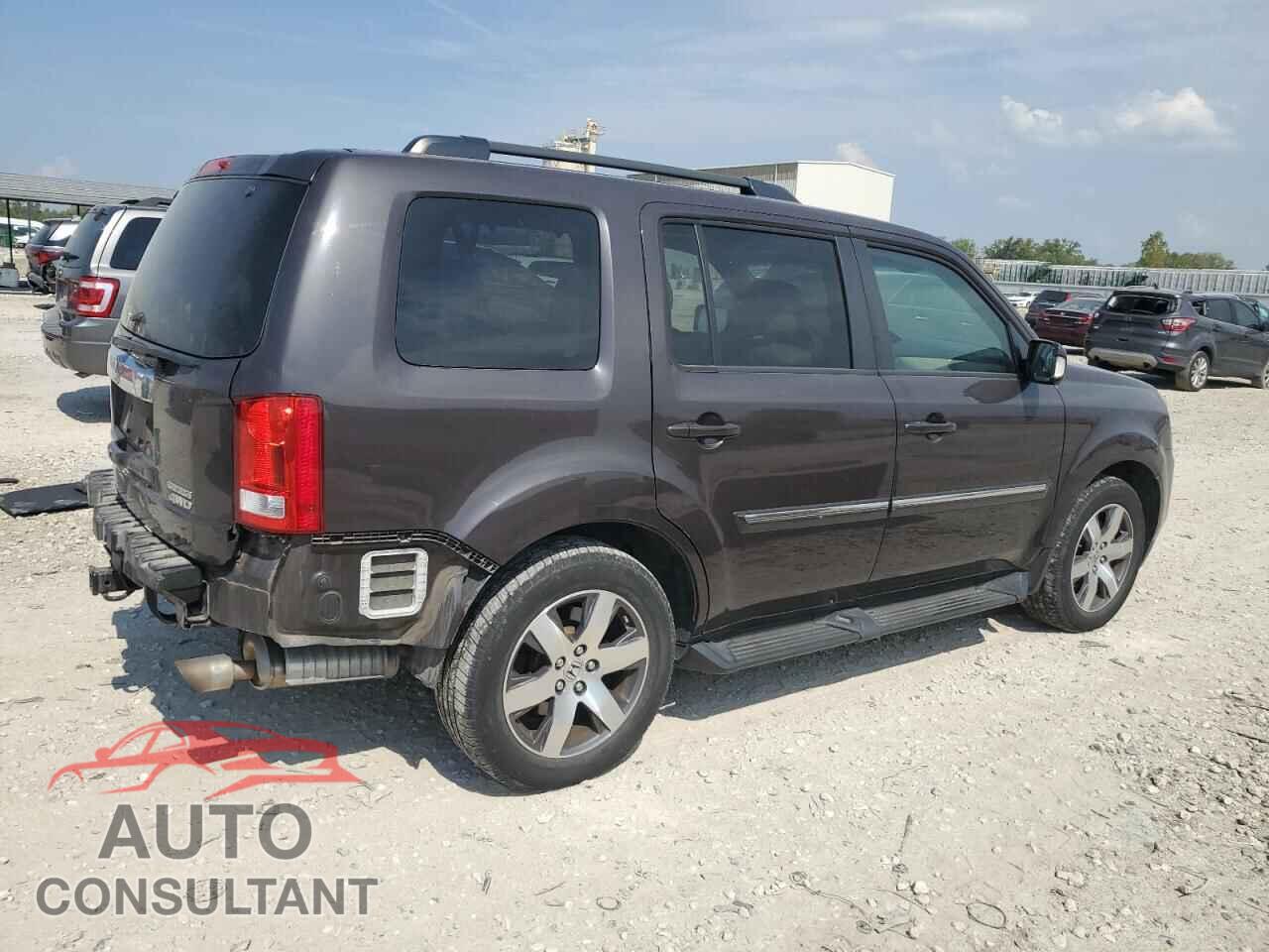 HONDA PILOT 2013 - 5FNYF4H94DB014065