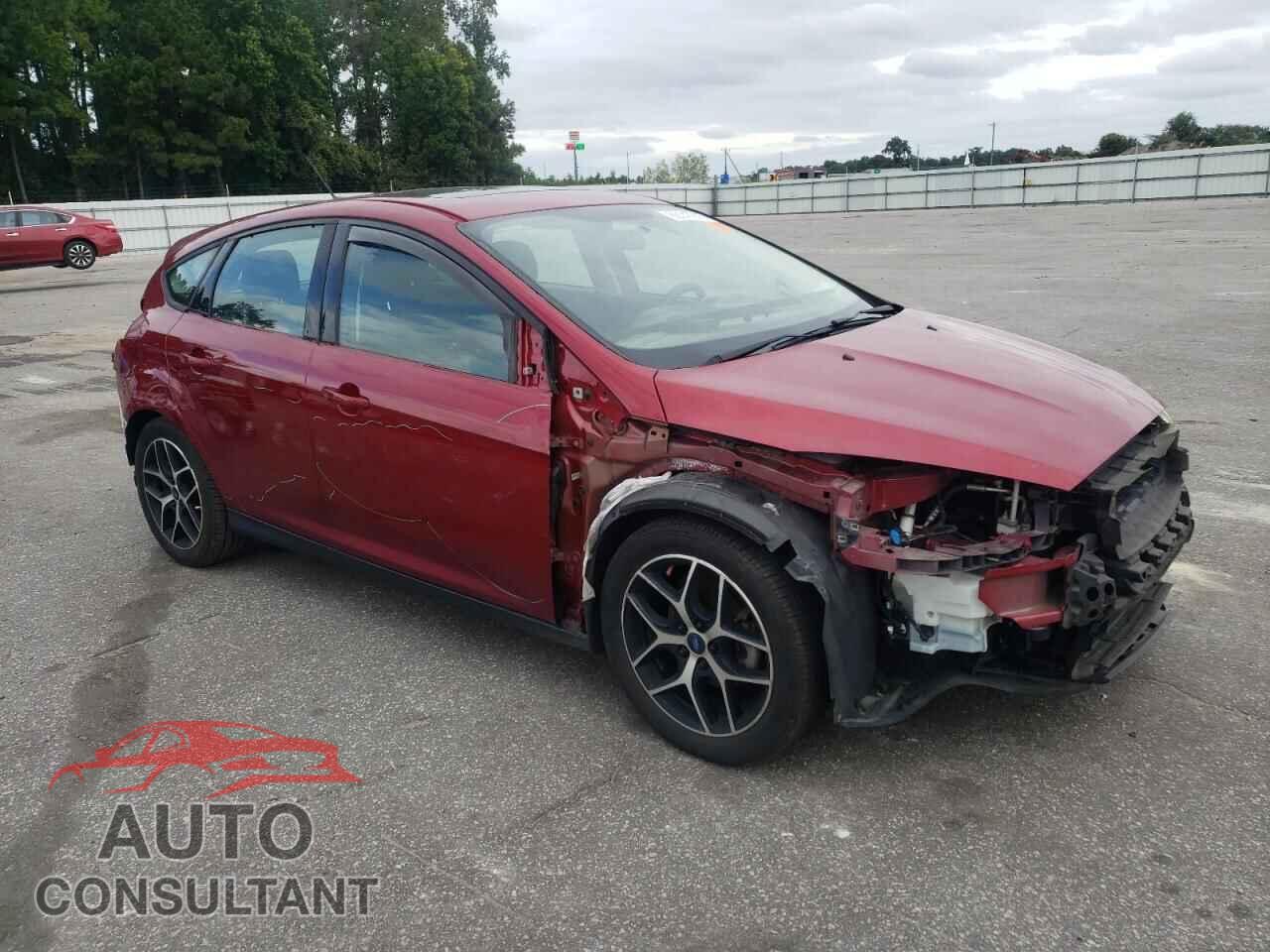 FORD FOCUS 2017 - 1FADP3M21HL311866