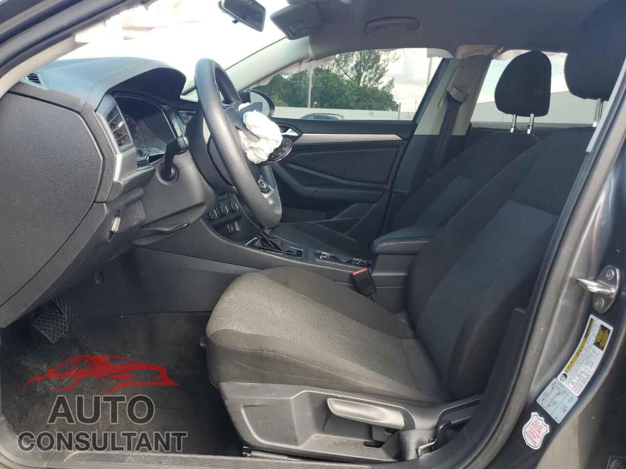 VOLKSWAGEN JETTA 2019 - 3VWC57BU5KM088564