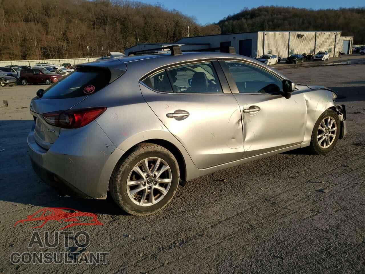 MAZDA 3 2015 - JM1BM1M77F1225318
