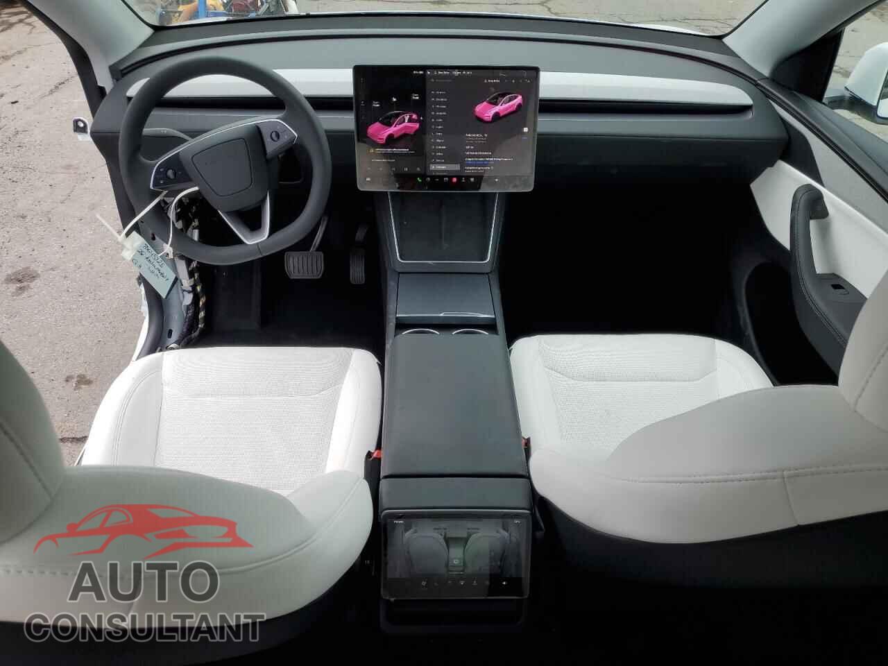 TESLA MODEL Y 2026 - 7SAYGDEE6TA463504