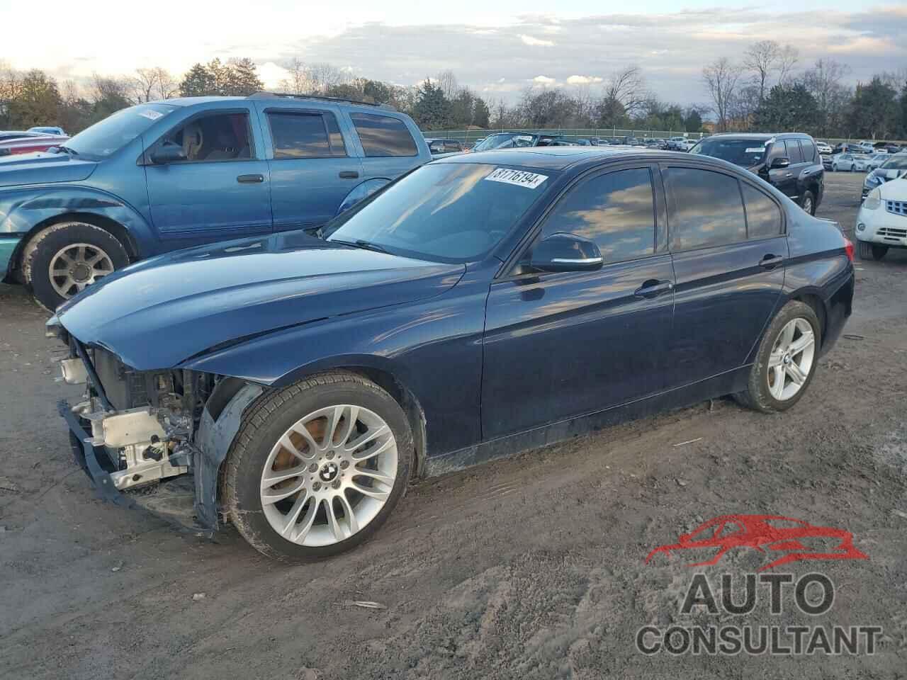 BMW 3 SERIES 2013 - WBA3B5C5XDF590154