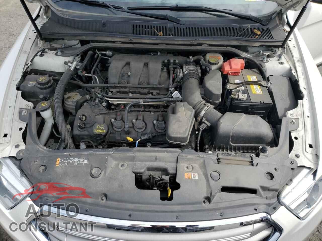 FORD TAURUS 2013 - 1FAHP2H82DG207481