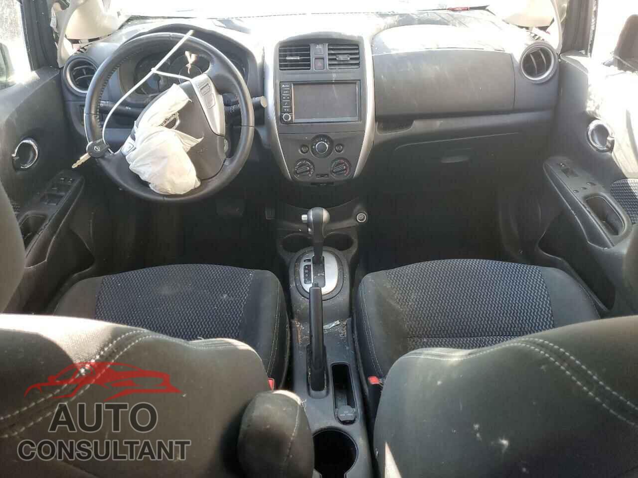 NISSAN VERSA 2019 - 3N1CE2CP9KL363568