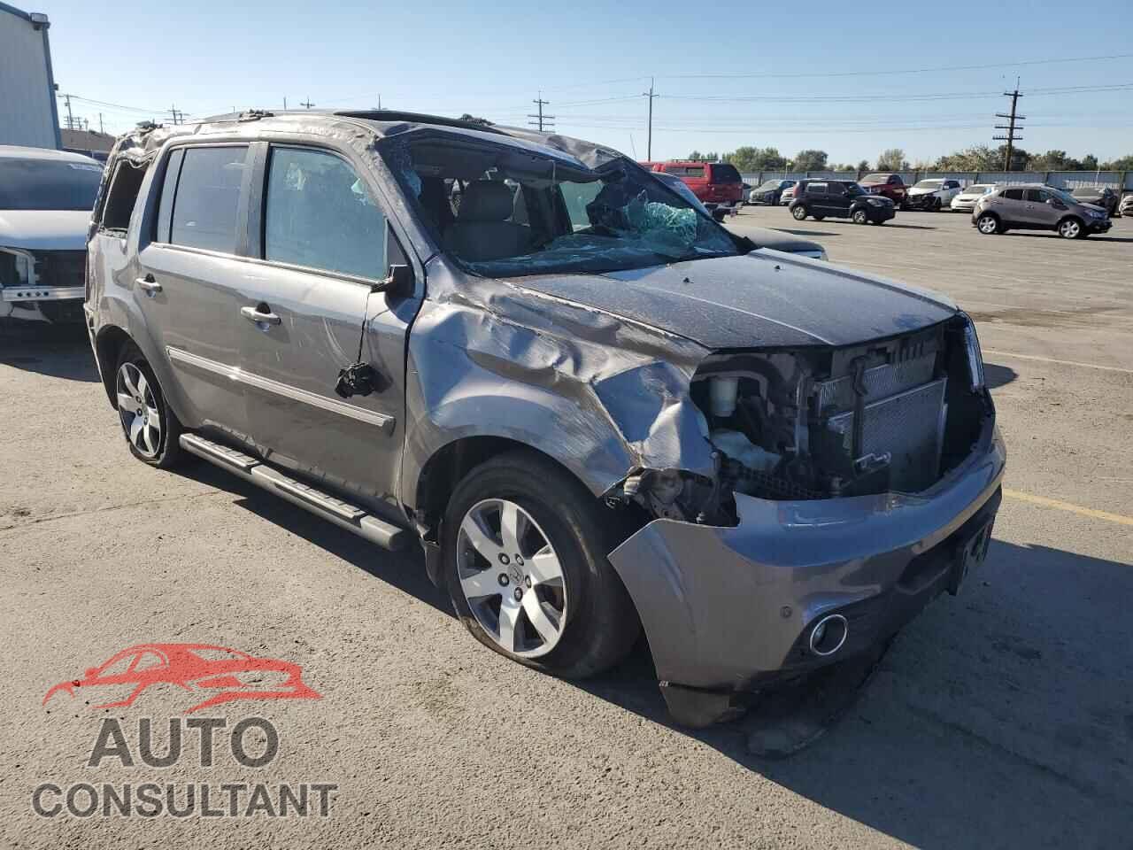HONDA PILOT 2015 - 5FNYF4H98FB011866